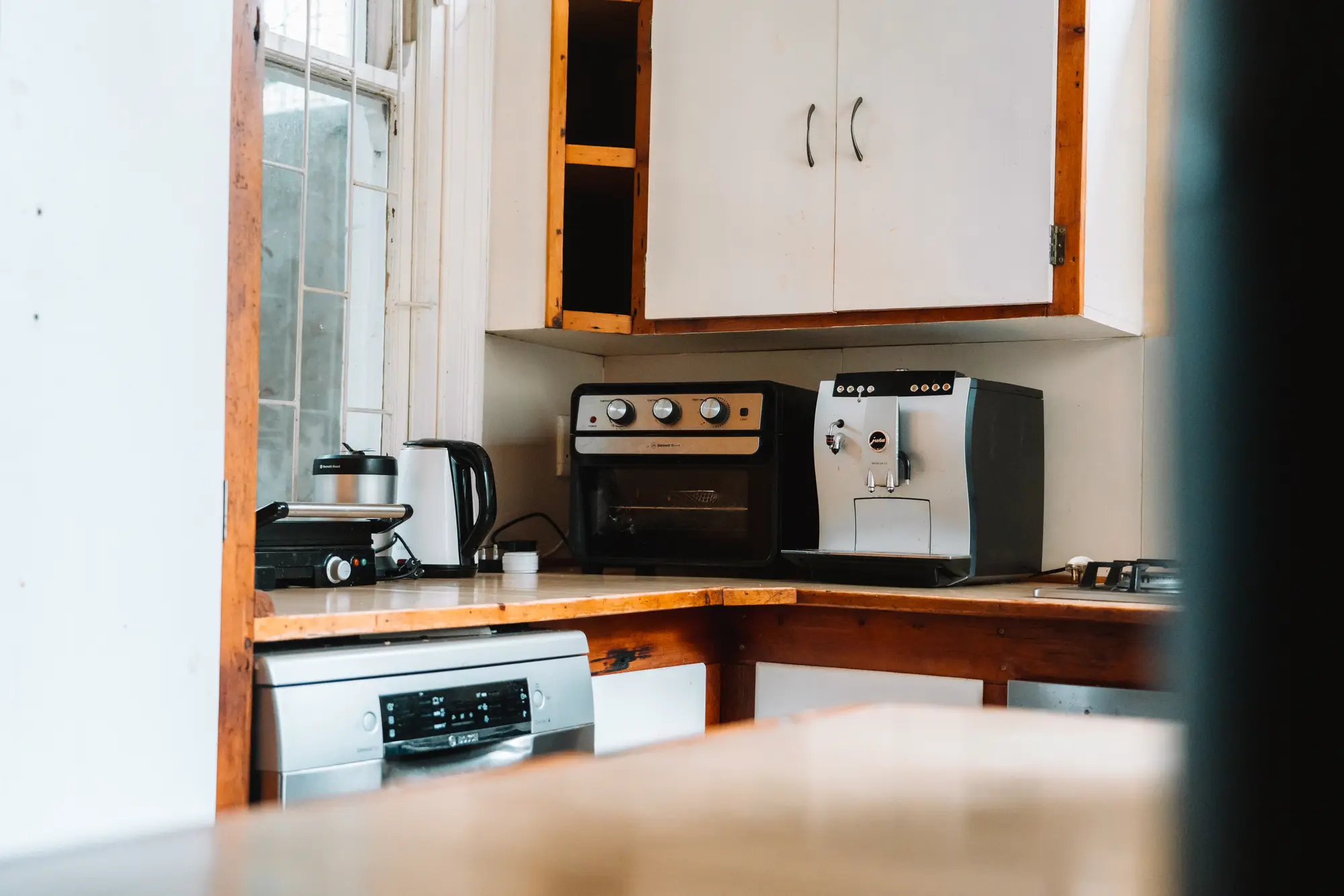 Alma Road — Kitchen