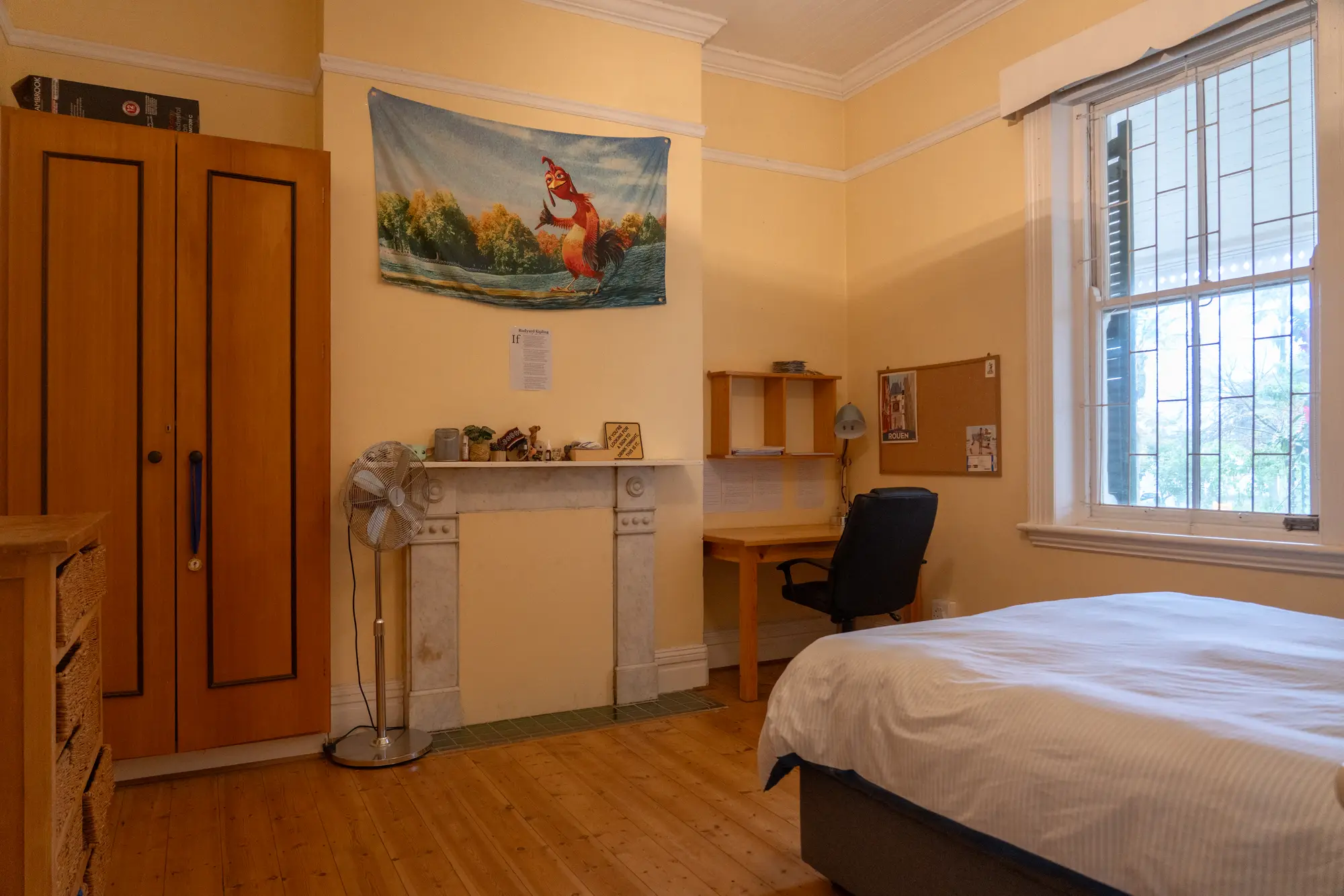 Alma Road — Room 1