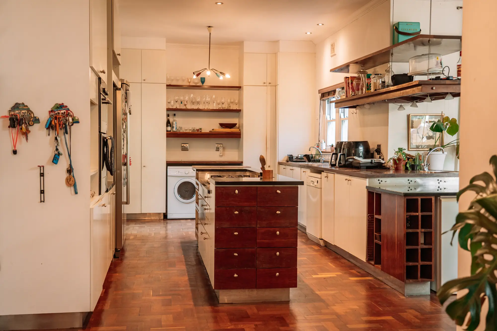 Park Lane — Kitchen